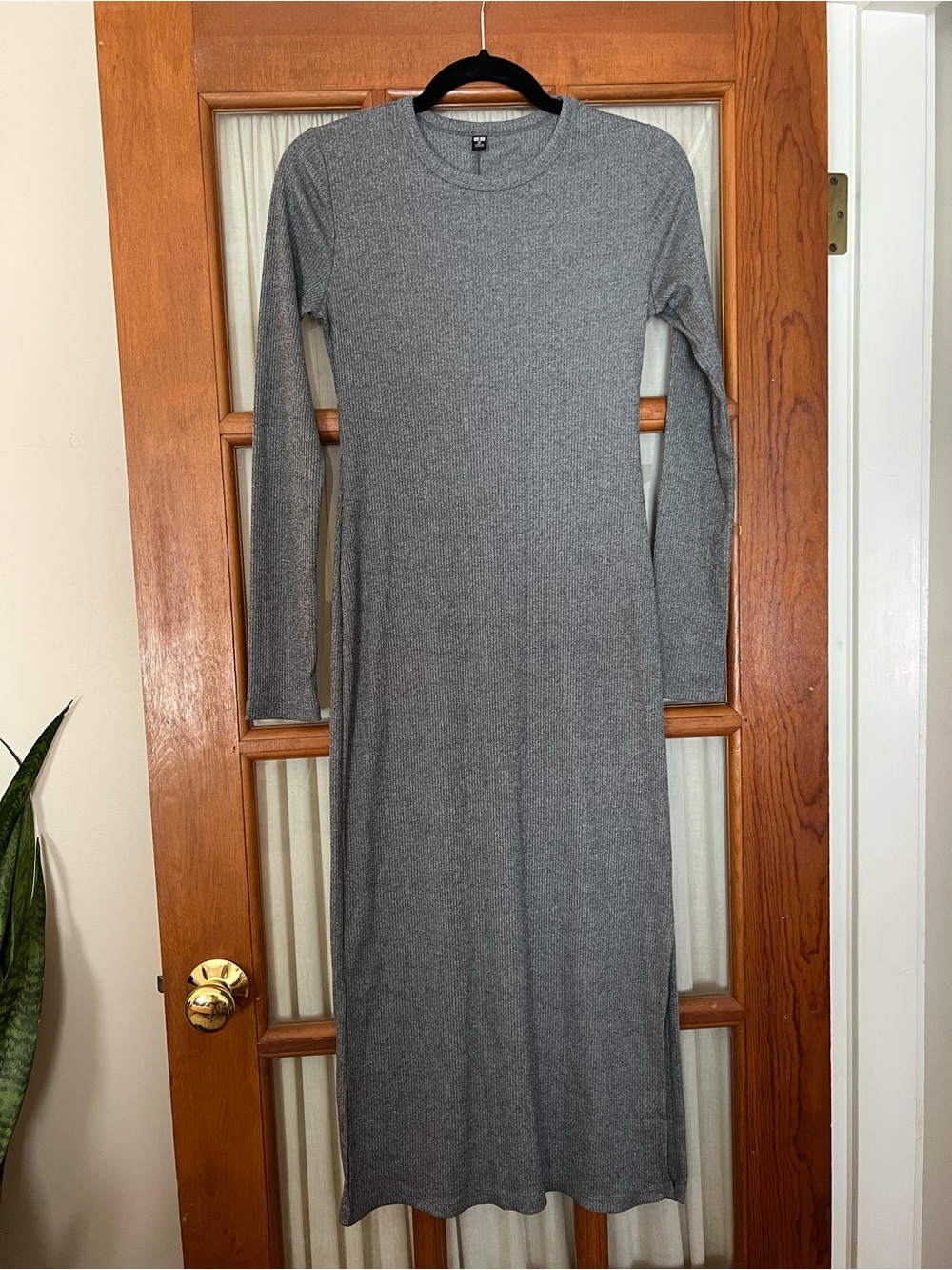 Uniqlo Heather Grey Ribbed Midi Dress